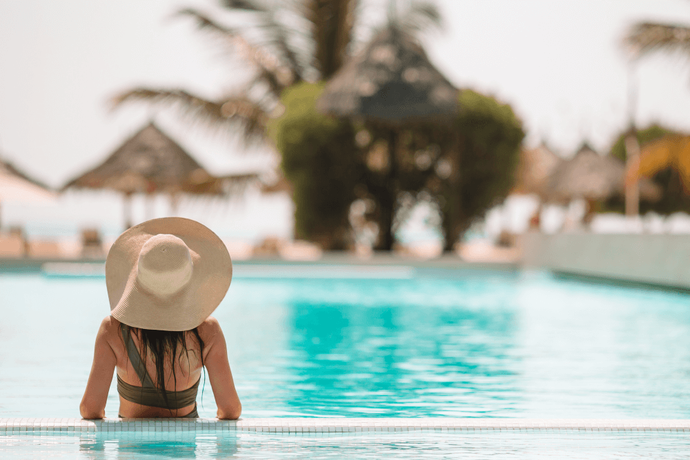 Hotel Pool